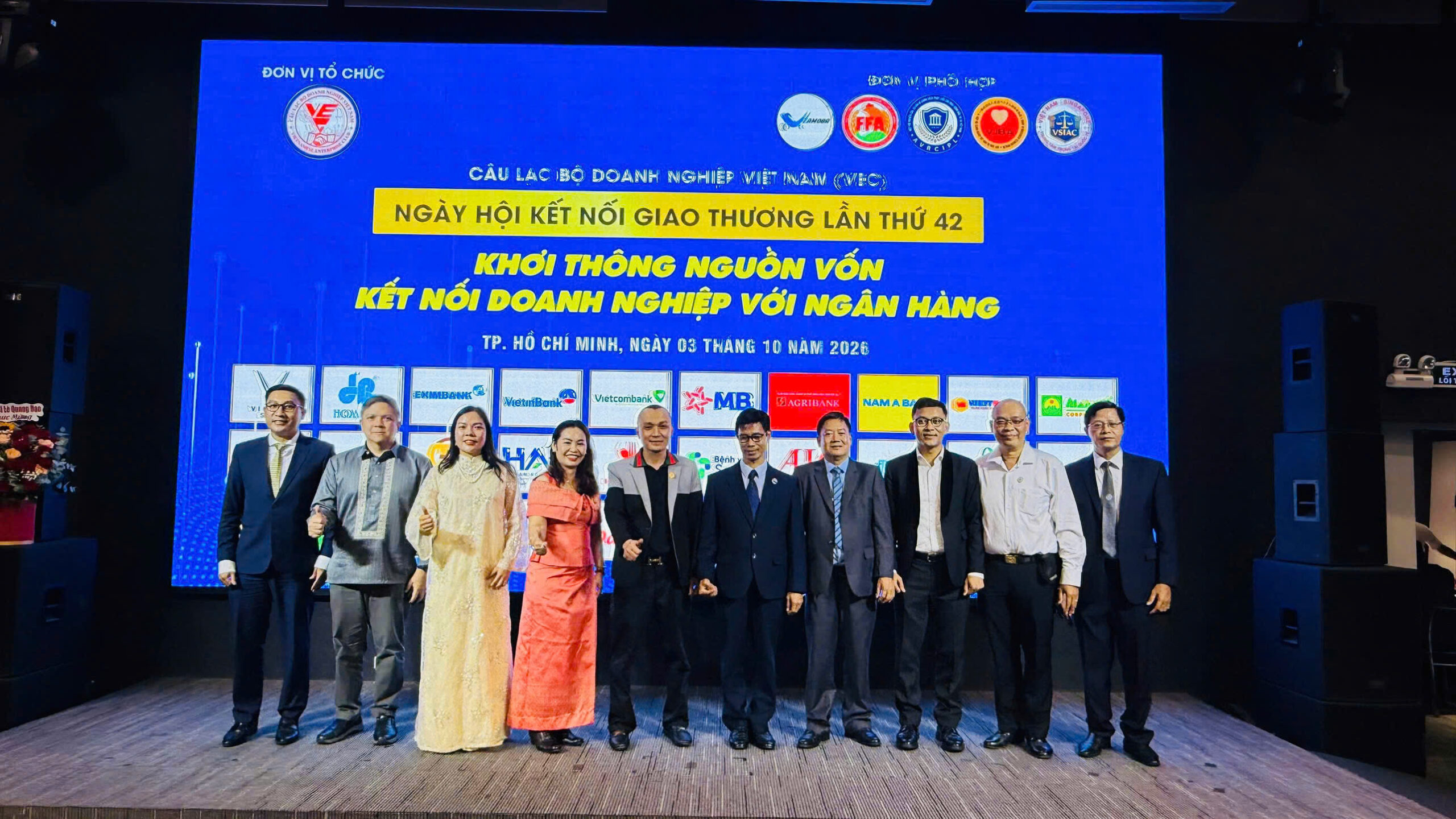 Kết nối doanh nghiệp với ngân hàng, khơi thông nguồn vốn xuất khẩu cuối năm